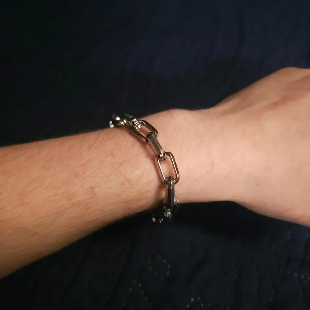 Paperclip Chain Bracelet – Silver Toggle Clasp (8in) ✨